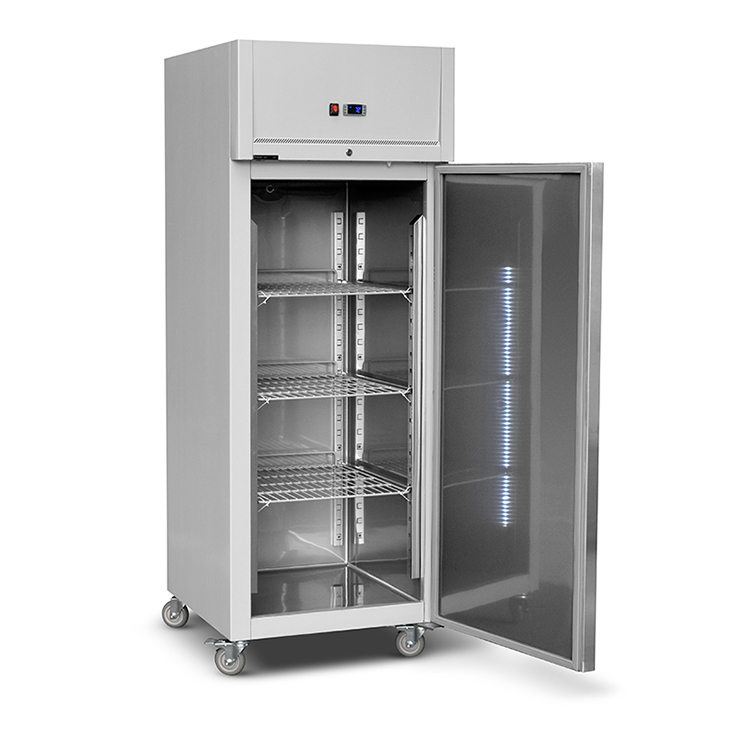 commercial reach-in refrigerator